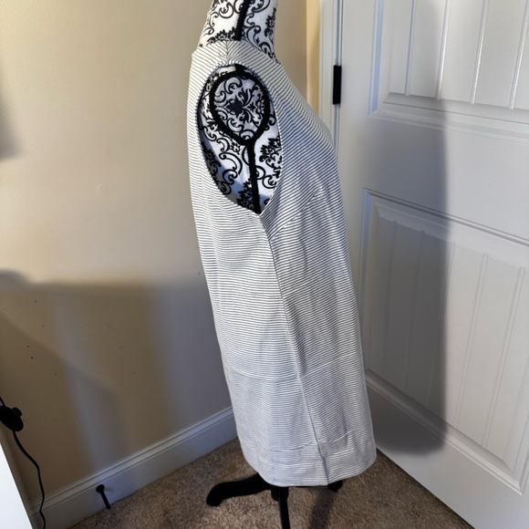 Banana Republic Sleeveless Dress NWT - Picture 4 of 6